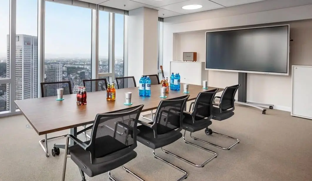 Konferenzraum „Mainhattan“ im Main Tower, Frankfurt, Ansicht 3