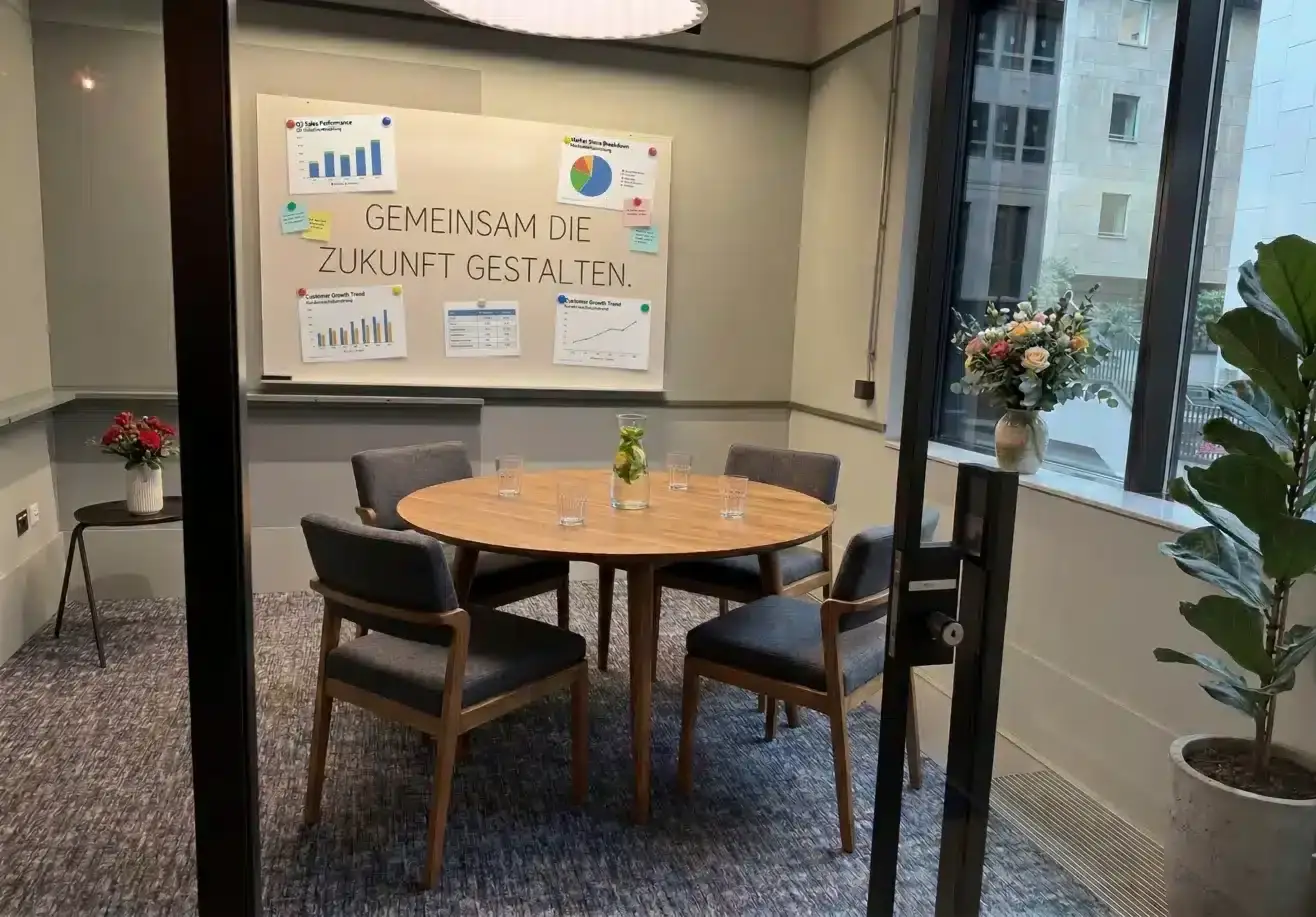 Meetingraum „Mainbogen“, Junghof